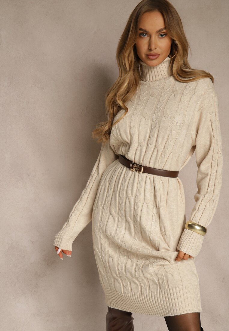 Jasnobeżowa Sukienka Sweterkowa z Golfem Wełną  Bawełną i Ozdobnym Splotem Reilenea