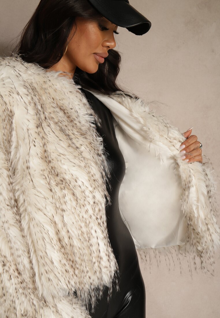 Biała Kurtka Futerko Ozdobione Cieniowaniem Tusirra