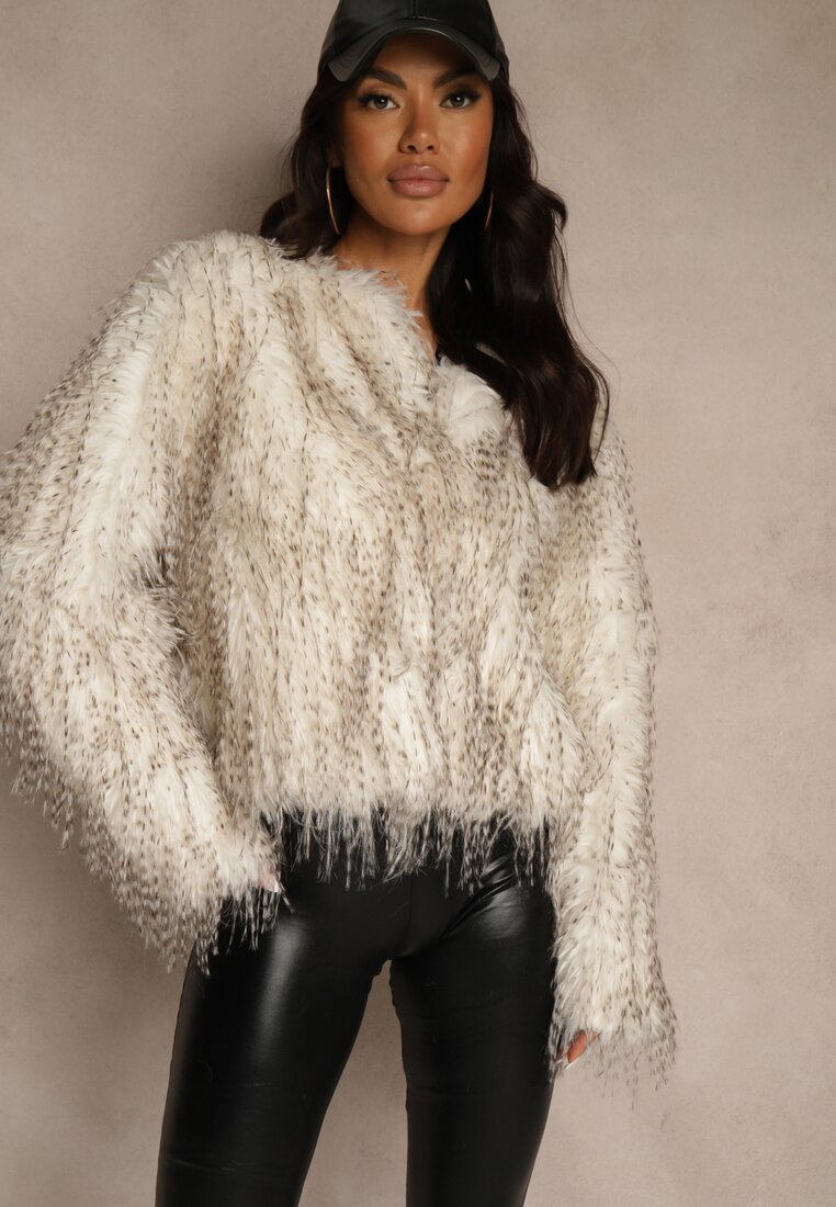 Biała Kurtka Futerko Ozdobione Cieniowaniem Tusirra