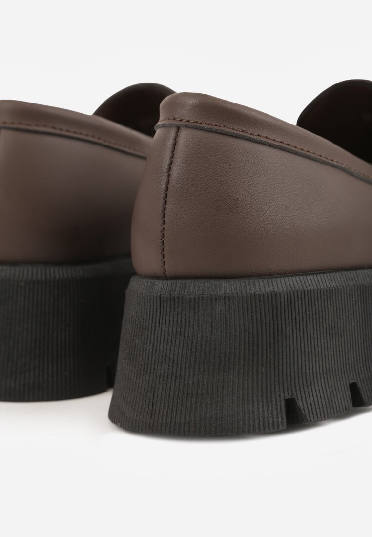 Brązowe Mokasyny na Platfromie w Stylu Chunky Ozdobione Cyrkoniami i Klamrą Tenisea