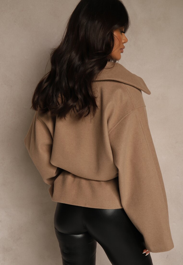Beżowy Pudełkowy Krótki Płaszcz z Wiskozą z Wiązanym Paskiem i Kołnierzykiem Tusainea