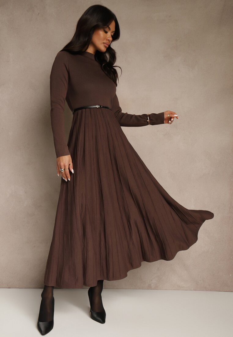 Brązowa Dzianinowa Sukienka Rozkloszowana Longsleeve z Wiskozą i Paskiem Tusnira