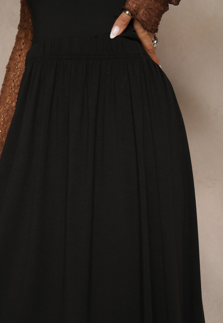 Czarna Rozkloszowana Spódnica z Bawełny Tussala