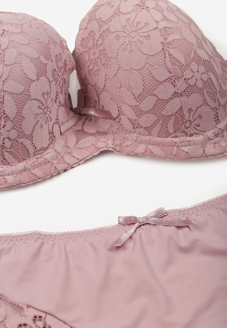 Jasnofioletowy Koronkowy Komplet Biustonosz i Majtki Figi w Klasycznym Stylu Ezirene