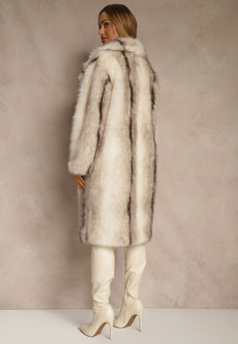 Biały Płaszcz Futerko o Prostym Kroju z Szerokim Kołnierzem Ezilana