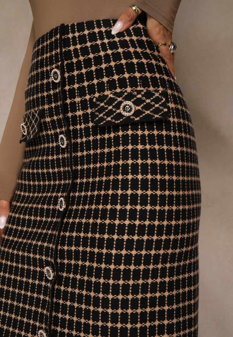 Czarno-Beżowa Tweedowa Spódnica Ołówkowa w Kratę z Guzikami Aretusa