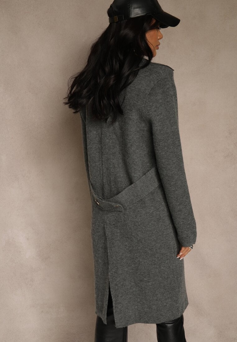 Szary Płaszcz Dwurzędowy o Długim Kroju w Eleganckim Stylu Saratusa
