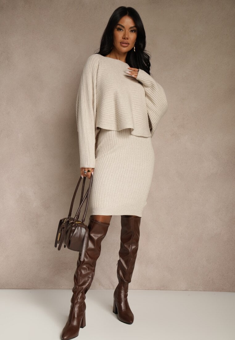 Ciemnobeżowy Prążkowany Komplet z Dzianiny Sukienka Bodycon i Sweter Nietoperz Wediana