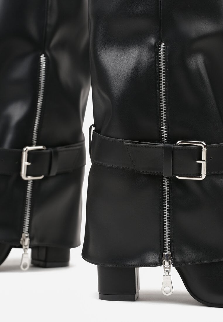 Czarne Kozaki na Słupku z Cholewką Imitującą Nogawkę ze Sprzączkami Unwedara