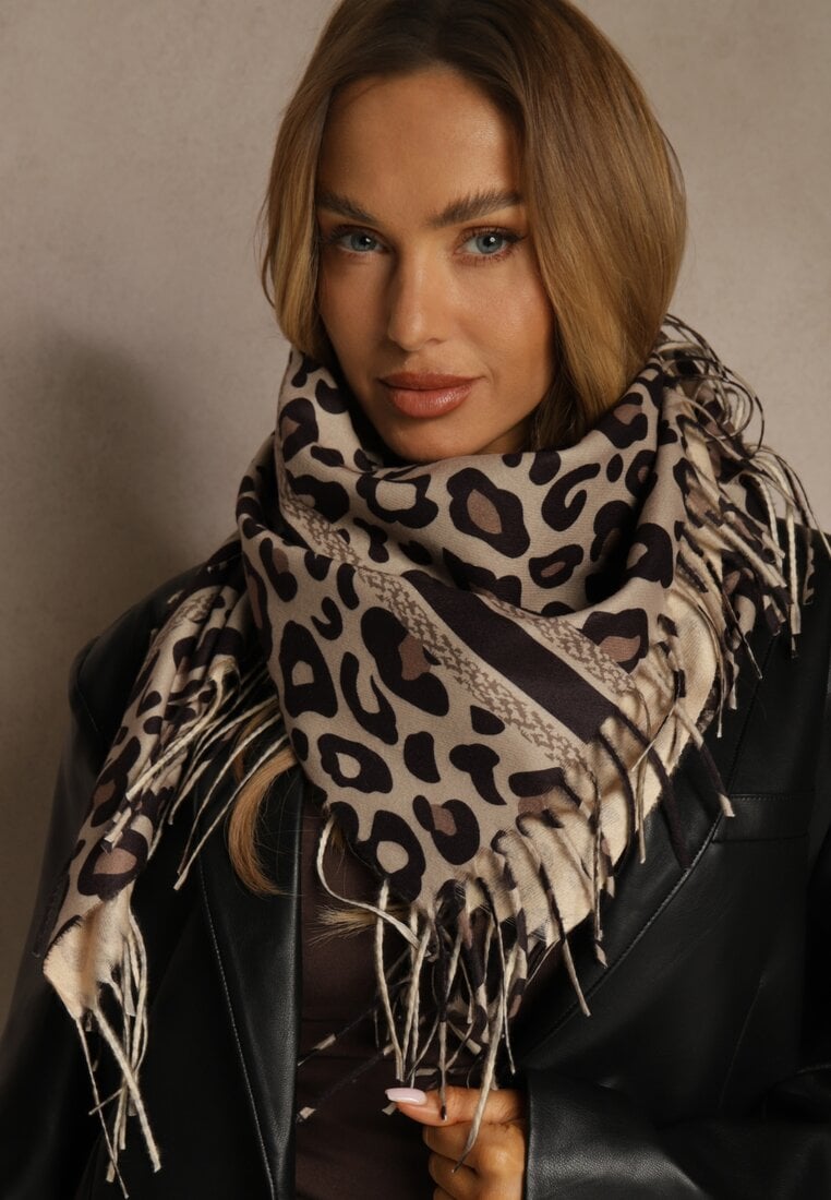 Brązowy Wiskozowy Szalik w Panterkę Wykończony Frędzlami Alefera