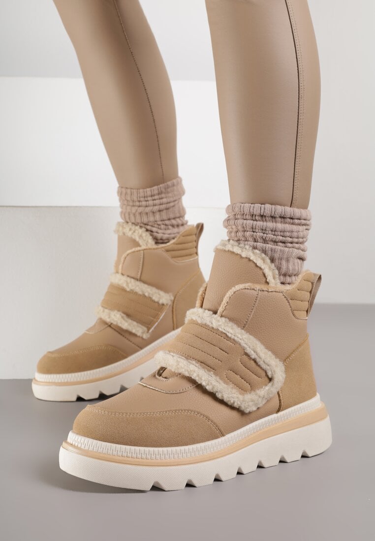 Ciemnobeżowe Śniegowce Ozdobione Futerkiem i Przeszyciami Newelara