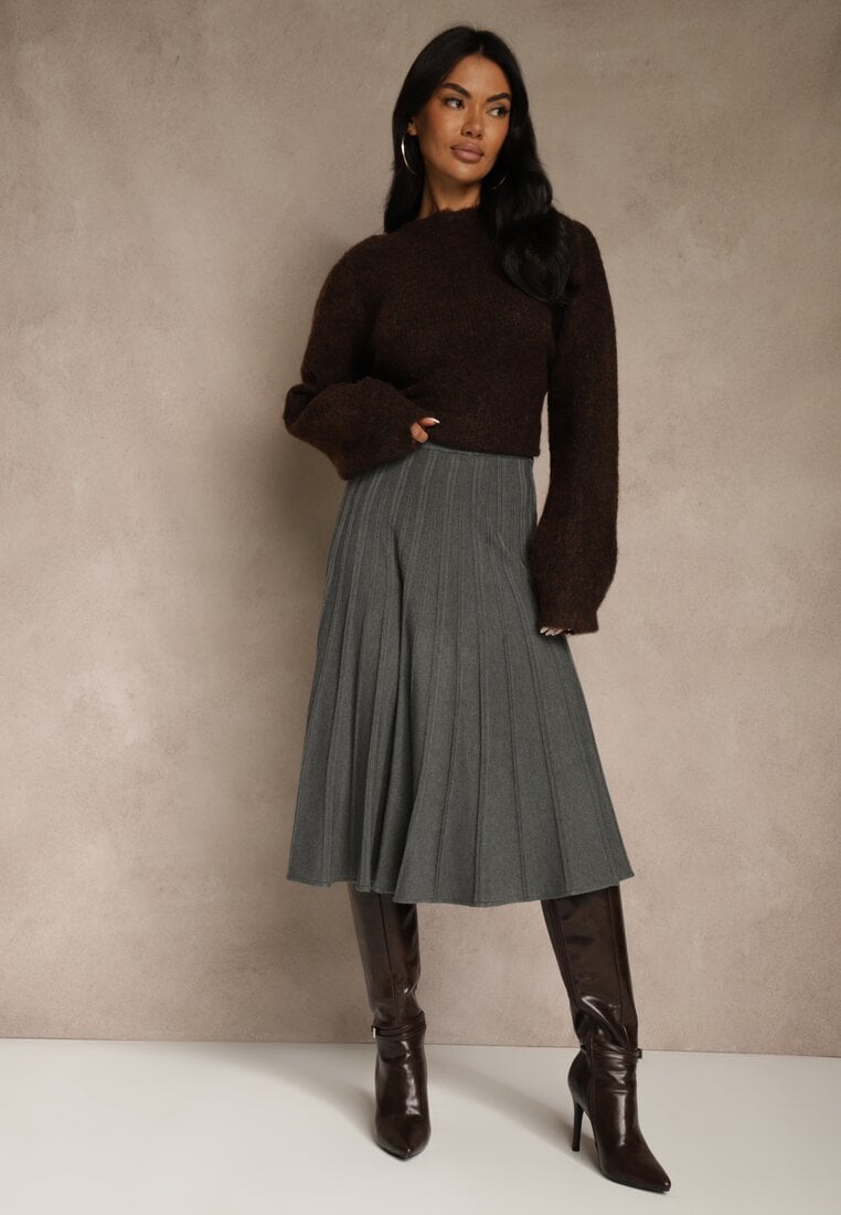Ciemnoszara Dzianinowa Spódnica Plisowana o Rozkloszowanym Kroju Tuswia
