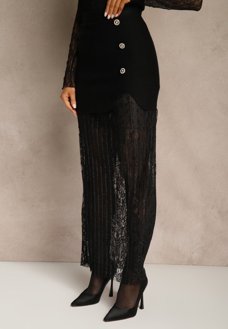 Czarna Spódnica z Dzianiny z Wiskozą z Koronkowym Dołem Zdobiona Guzikami Sewune