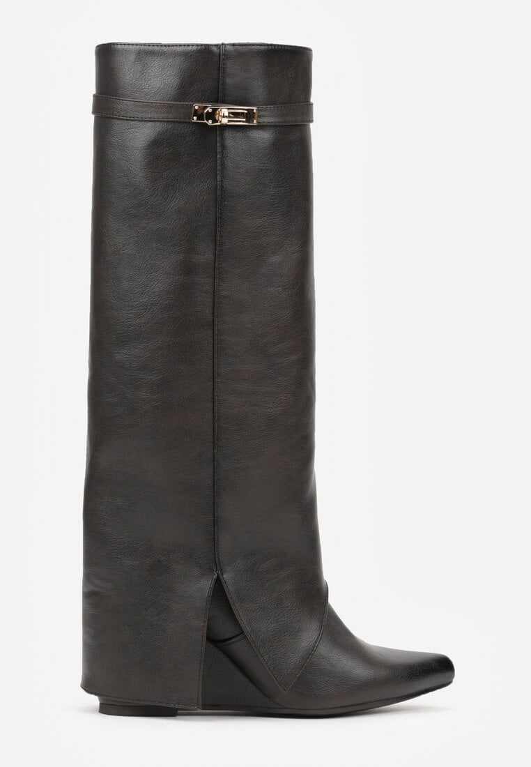 Brązowe Kozaki na Koturnie z Cholewką Imitującą Nogawkę z Aplikacją Testarria