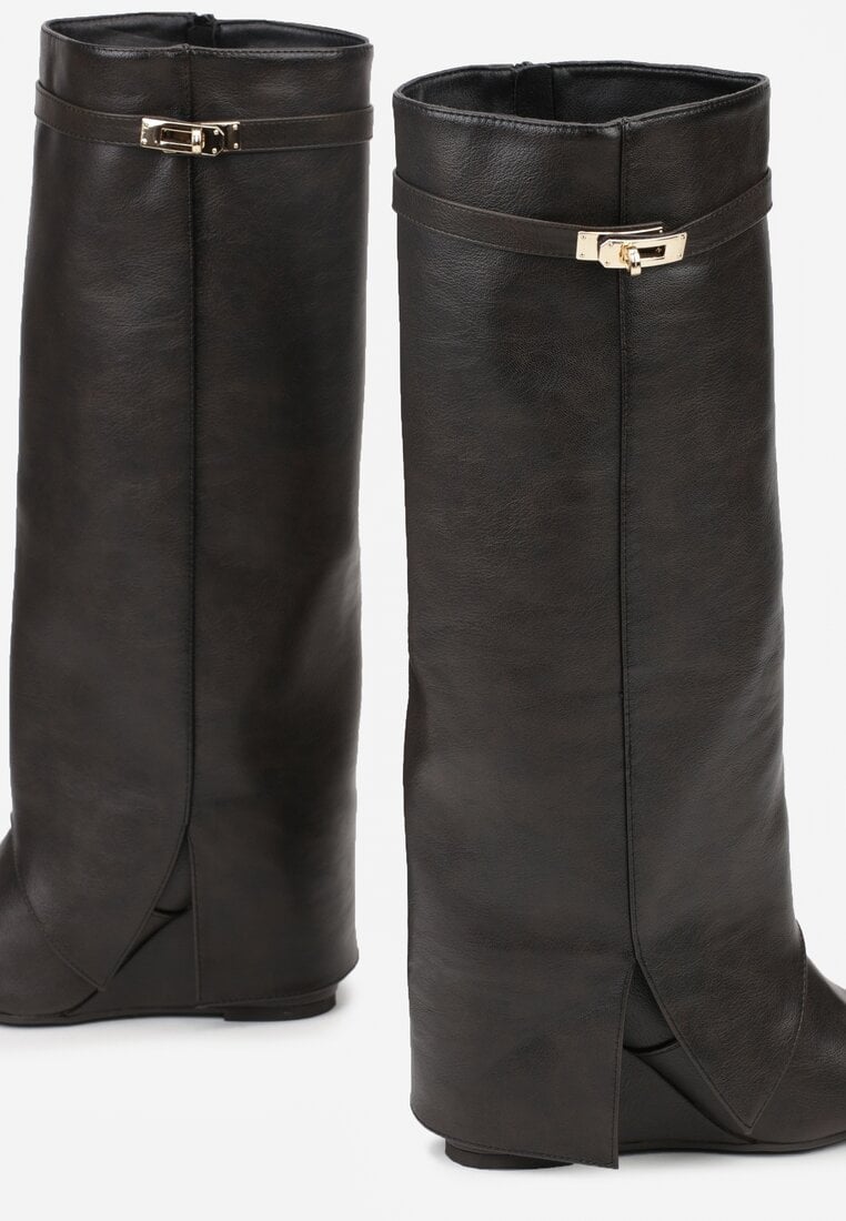 Brązowe Kozaki na Koturnie z Cholewką Imitującą Nogawkę z Aplikacją Testarria