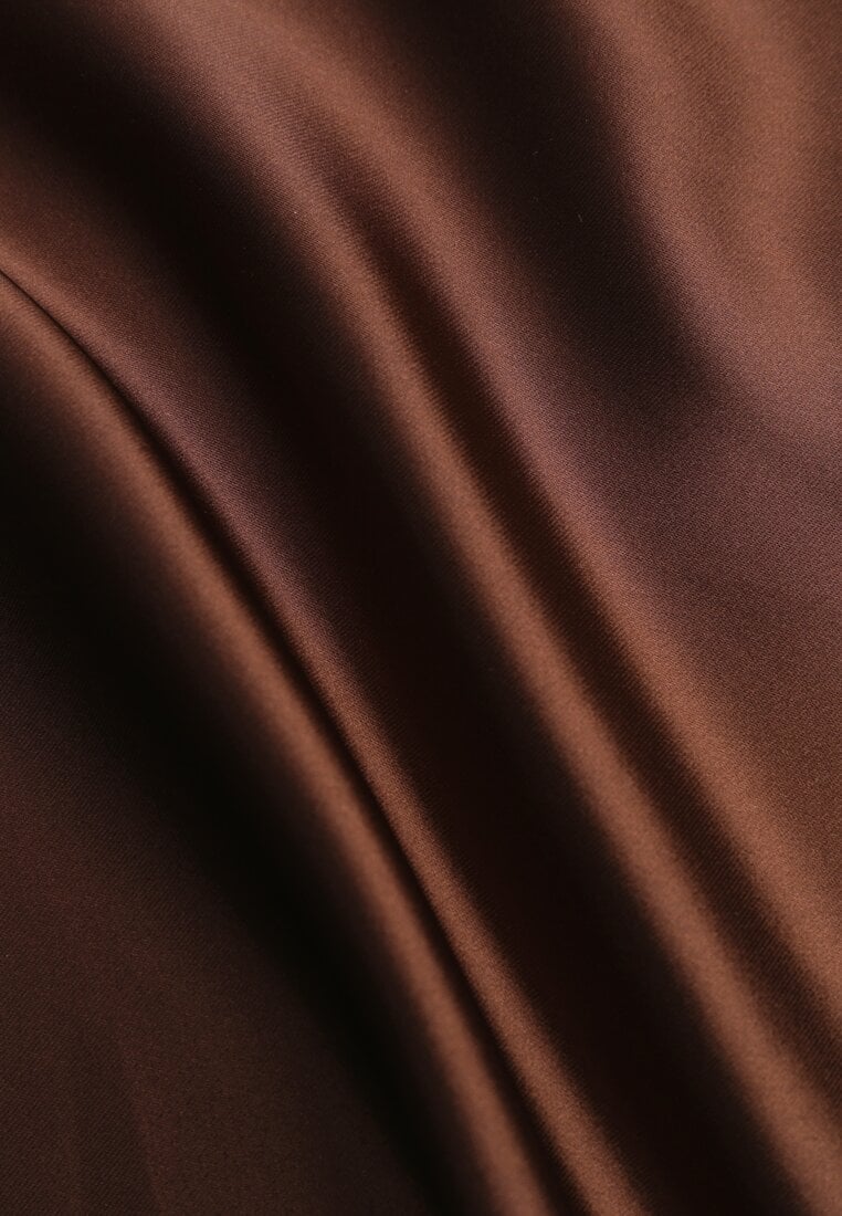 Brązowa Satynowa Midi Spódnica Rozkloszowana z Gumką w Pasie i Suwakiem Leose