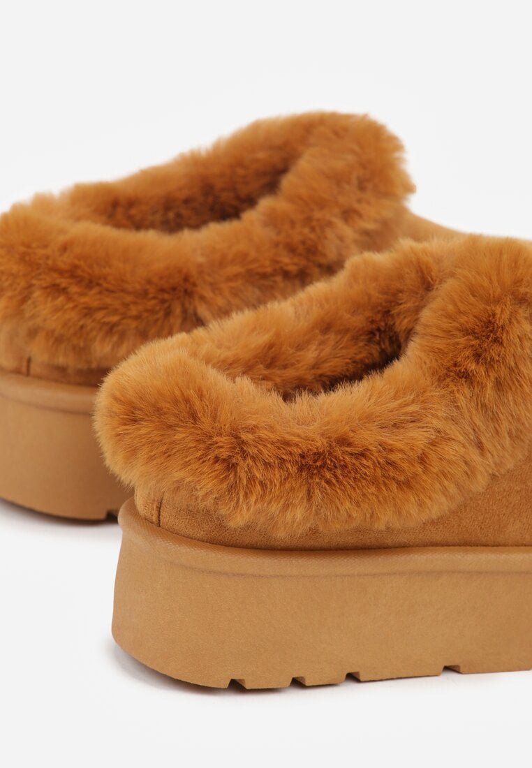 Brązowe Krótkie Śniegowce na Platformie Ozdobione Futerkiem Sewlara