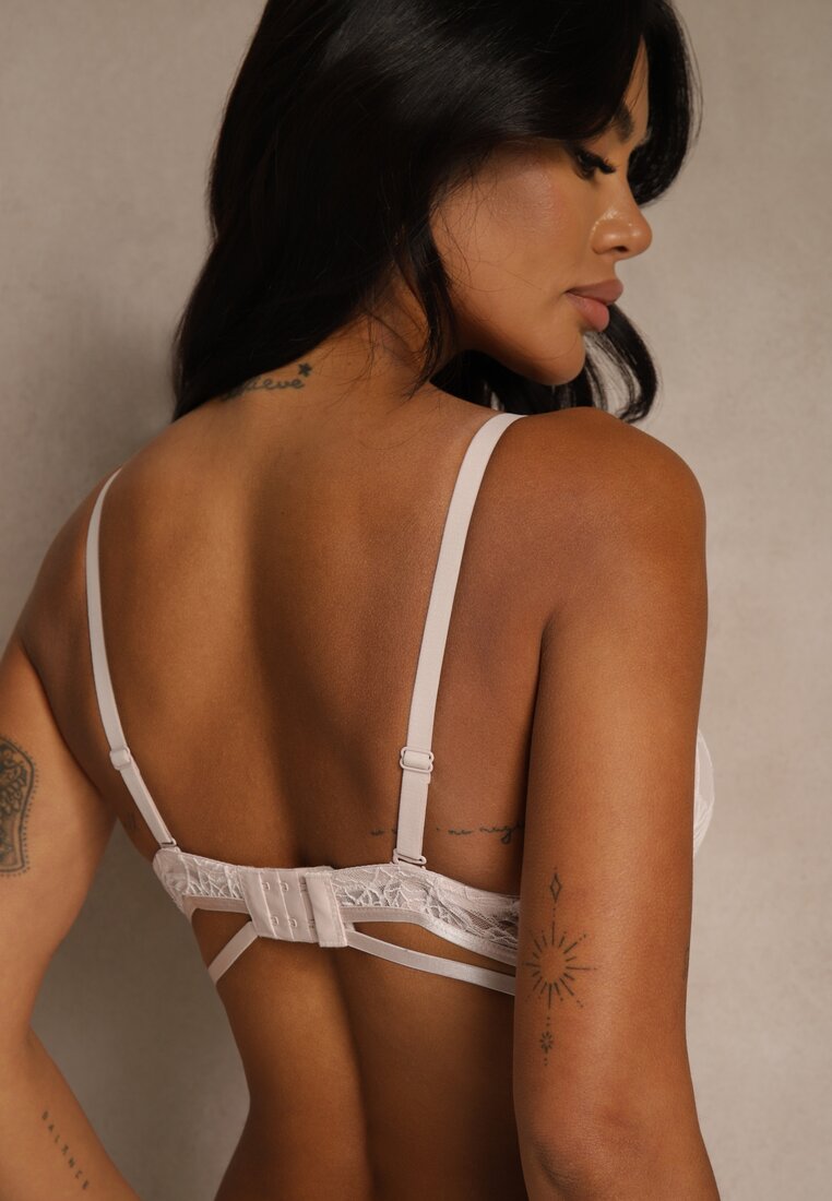 Jasnoróżowy Koronkowy Biustonosz w Klasycznym Stylu z Aplikacją Galinassa