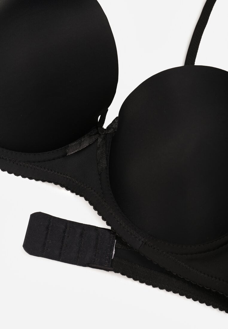 Czarny Gładki Biustonosz o Klasycznym Fasonie Arriethia