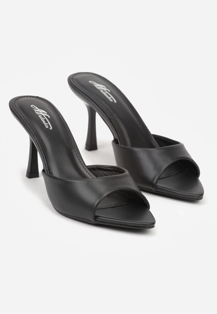 Czarne Klapki na Szpilce ze Szpiczastym Odkrytym Noskiem Sewnila