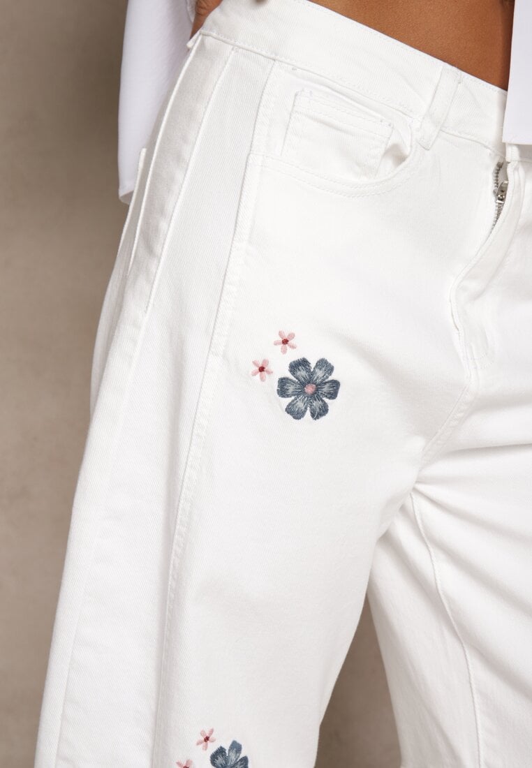 Białe Jeansy Balloon High Waist z Kwiatowym Haftem Irolyn