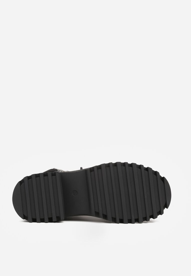 Czarne Trapery w Casualowym Stylu z Futerkowym Zdobieniem na Języku Taniapea