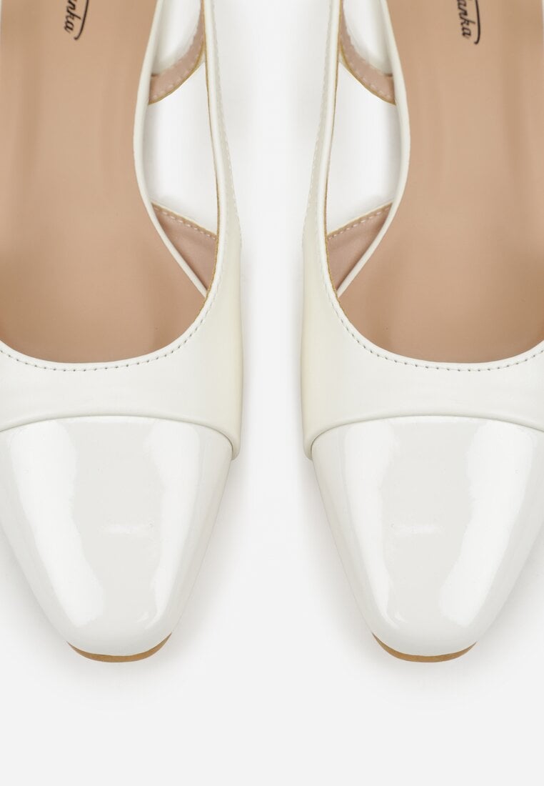 Białe Sandały Slingback na Klocku z Lakierowanym Noskiem Iphisania