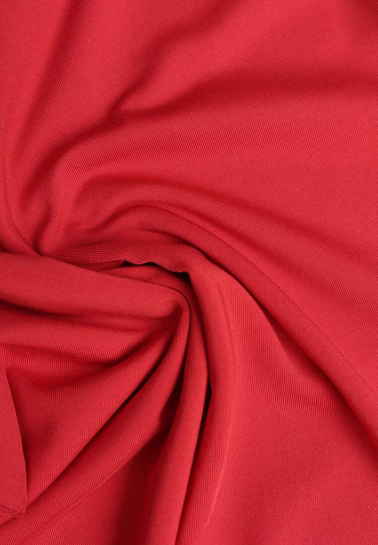 Czerwona Bluzka z Elastycznego Materiału o Kwadratowym Dekolcie z Wiskozą Nemosa