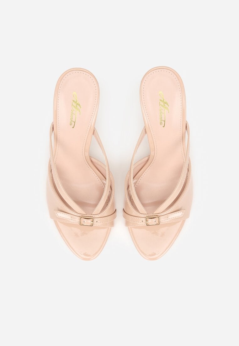 Beżowe Klapki na Szpilce z Paskami Klamerką i Lakierowanym Połyskiem Urneiros