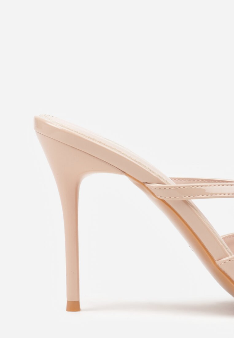 Beżowe Klapki na Szpilce z Paskami Klamerką i Lakierowanym Połyskiem Urneiros