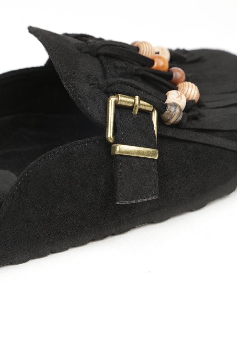 Czarne Klapki na Platformie Ozdobione Koralikami Klamrami i Frędzlami Leurecea