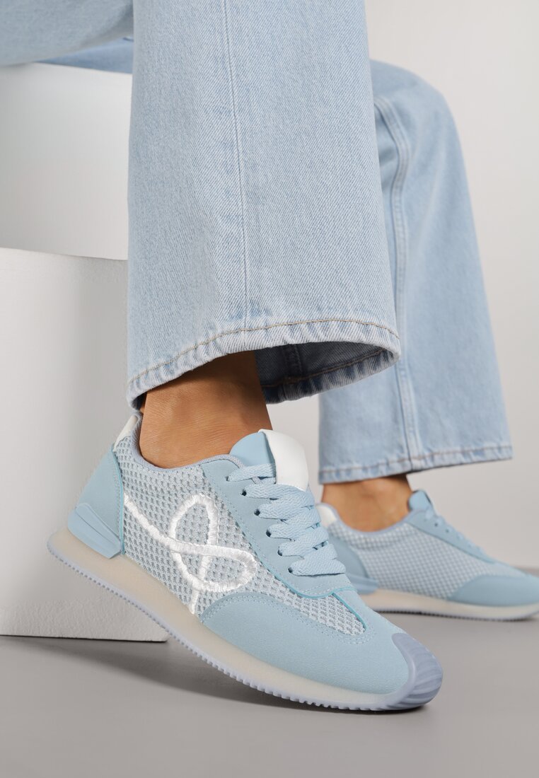 Niebieskie Sneakersy z Geometrycznym Wzorem Dawnfallow