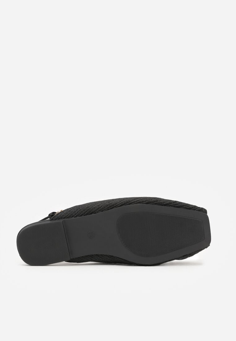 Czarne Sandały z Plecionką i Metalicznymi Ozdobami Crowstrider