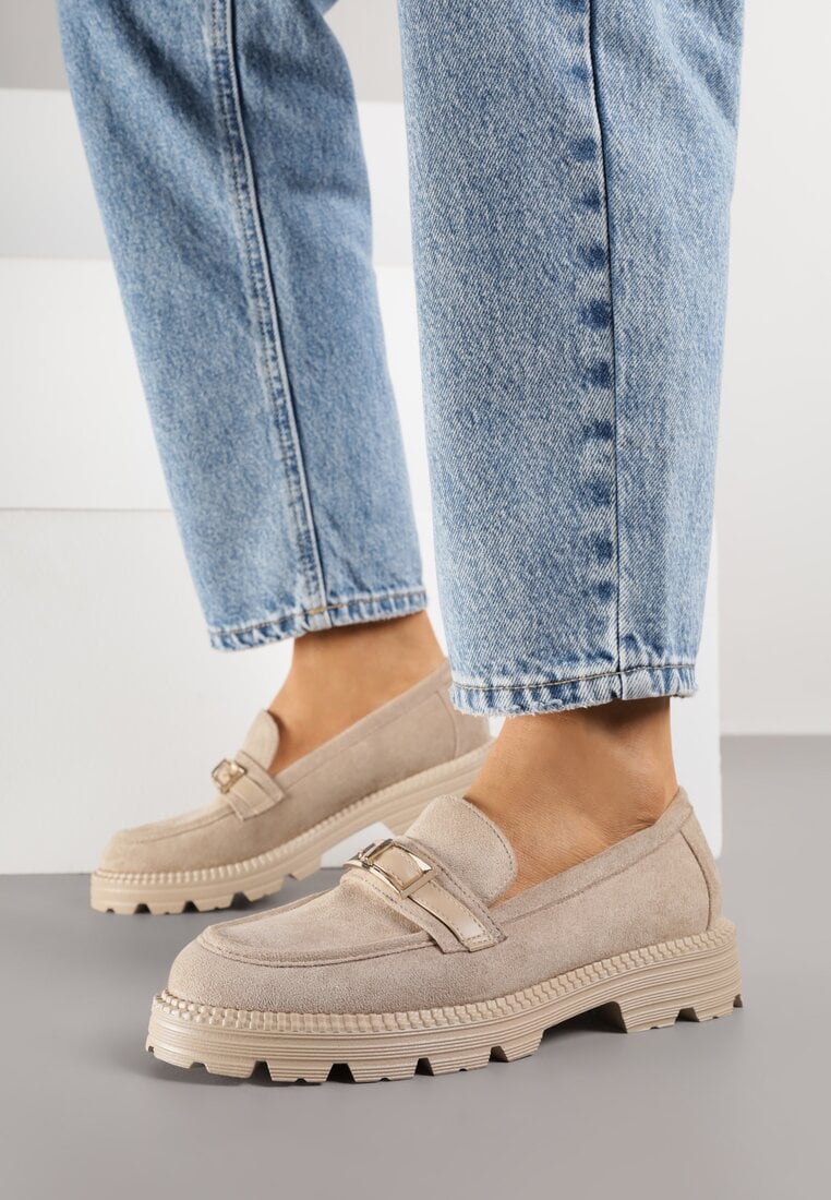 Beżowe Mokasyny z Metaliczną Klamrą Glitterfly