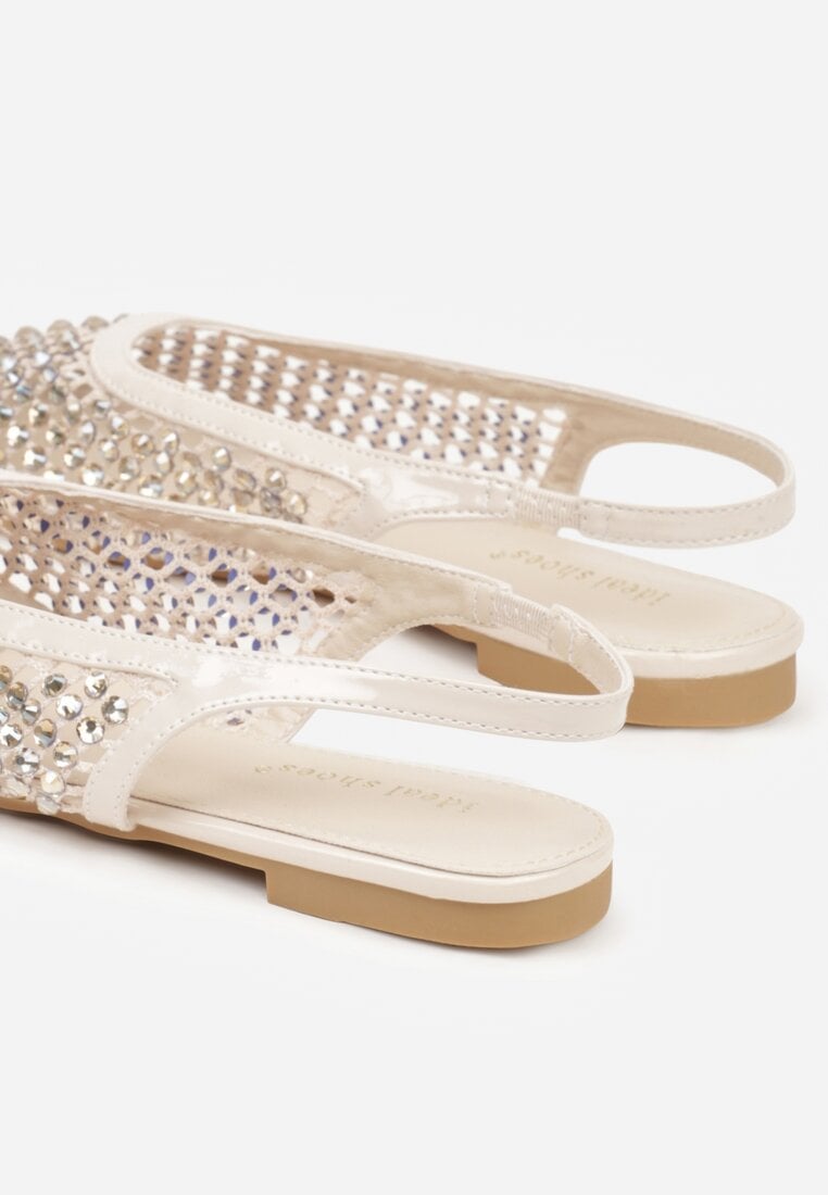 Beżowe Sandały Lakierowane Ozdobione Cyrkoniami Yesmenor
