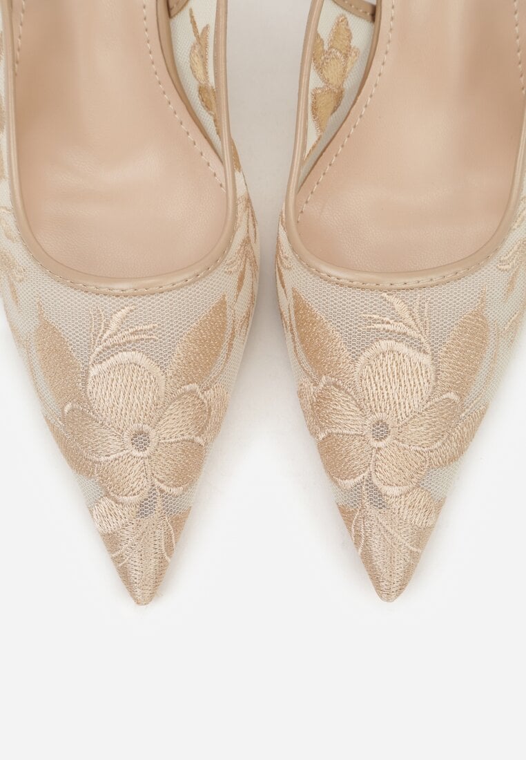 Beżowe Sandały na Szpilce Ozdobione Haftem Chelmeda