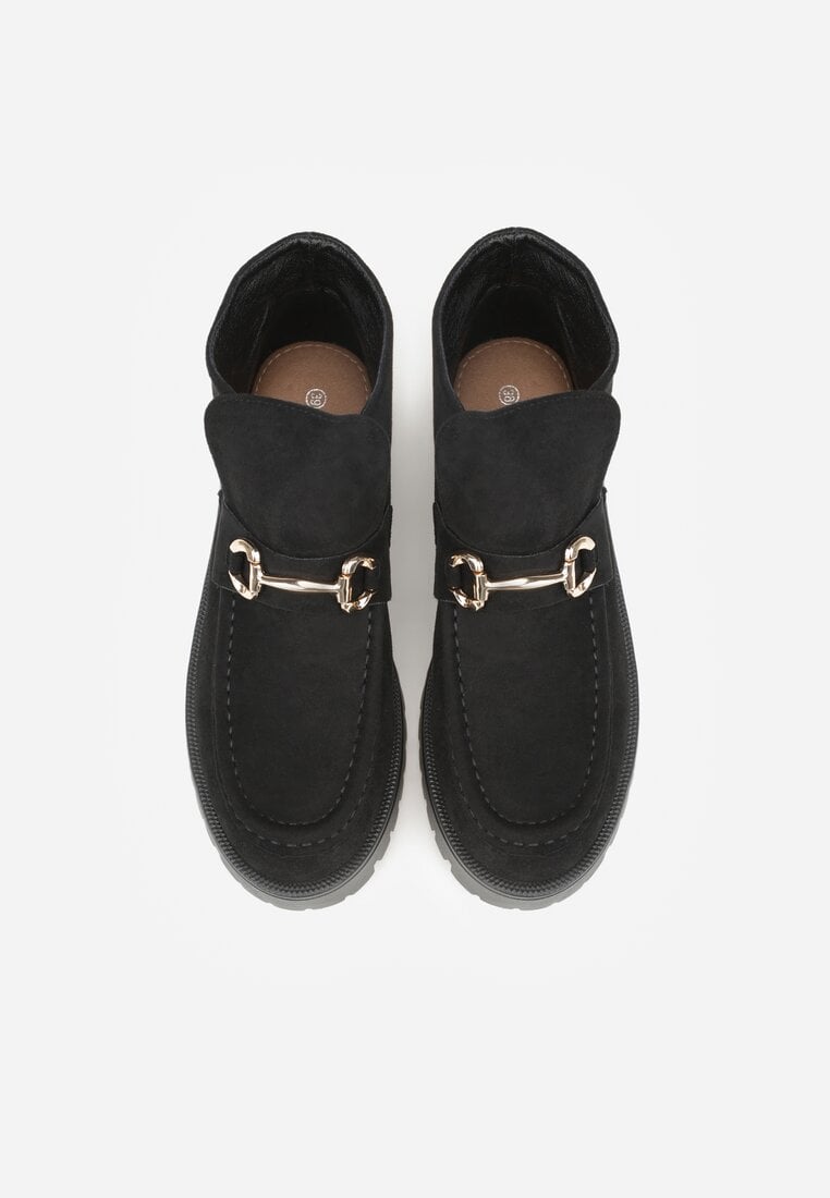 Czarne Botki w Stylu Loafersów Zdobione Metaliczną Aplikacją Aqianey