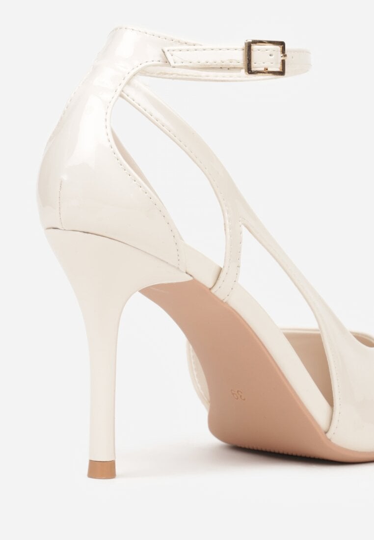 Jasnobeżowe Szpilki Lakierowane z Wycięciami Fyriana