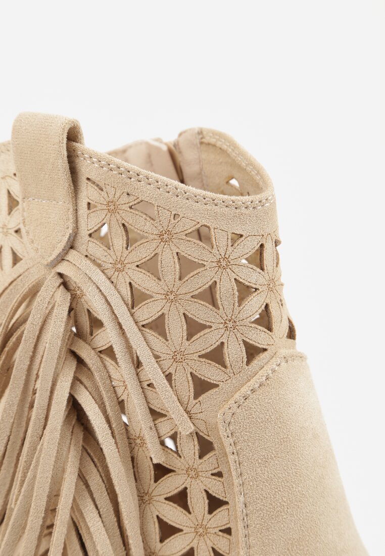 Beżowe Ażurowe Botki Typu Kowbojki na Stożku Ozdobione Frędzlami Pentora