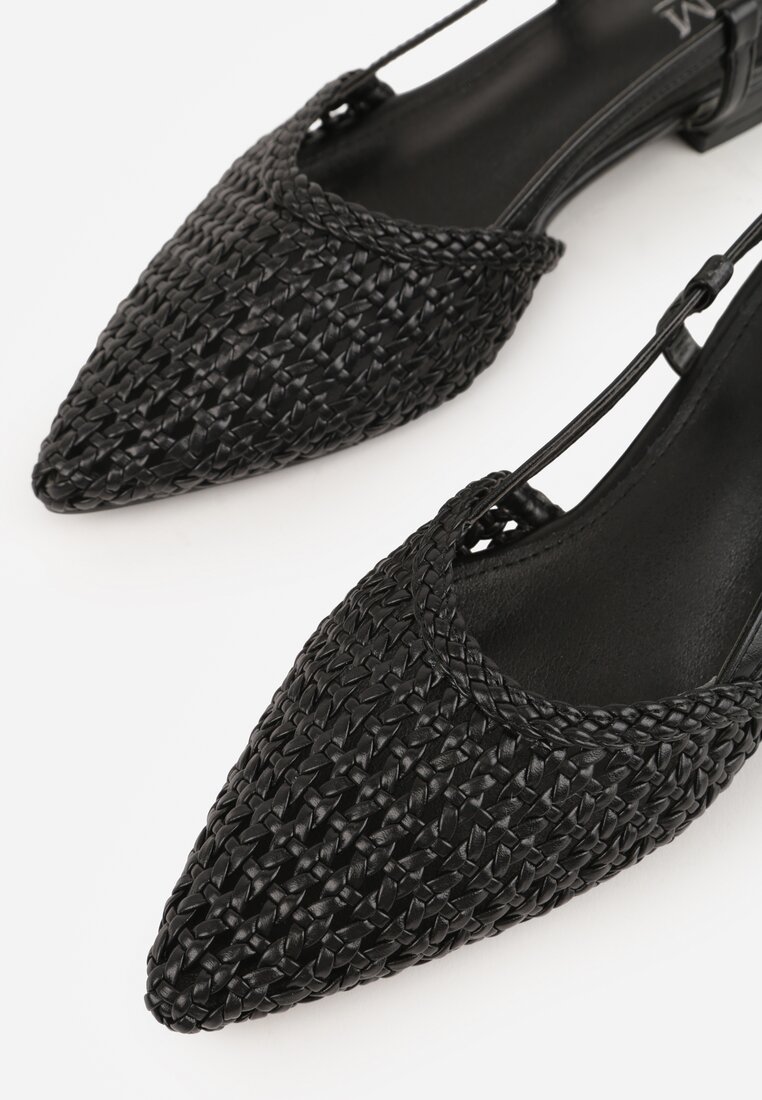 Czarne Sandały z Plecioną Cholewką Triscan