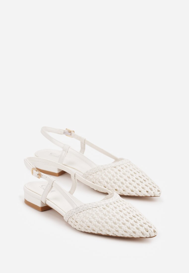 Białe Sandały z Plecioną Cholewką Triscan
