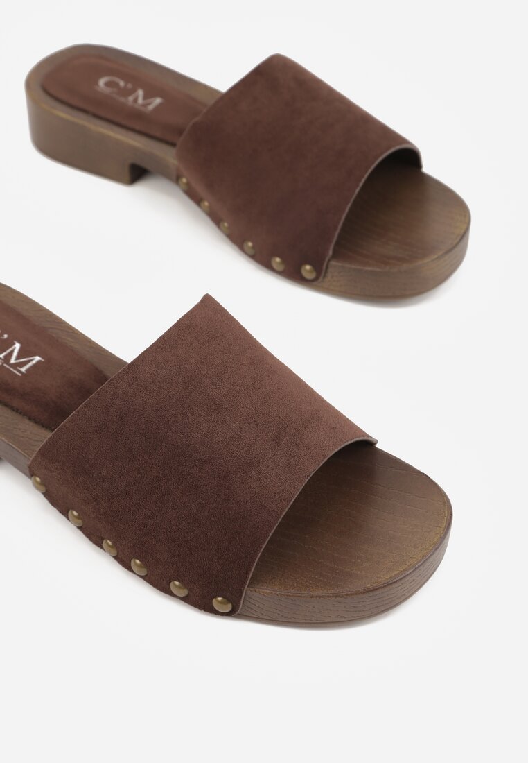 Ciemnobrązowe Klapki z Nitami Lephiaphe