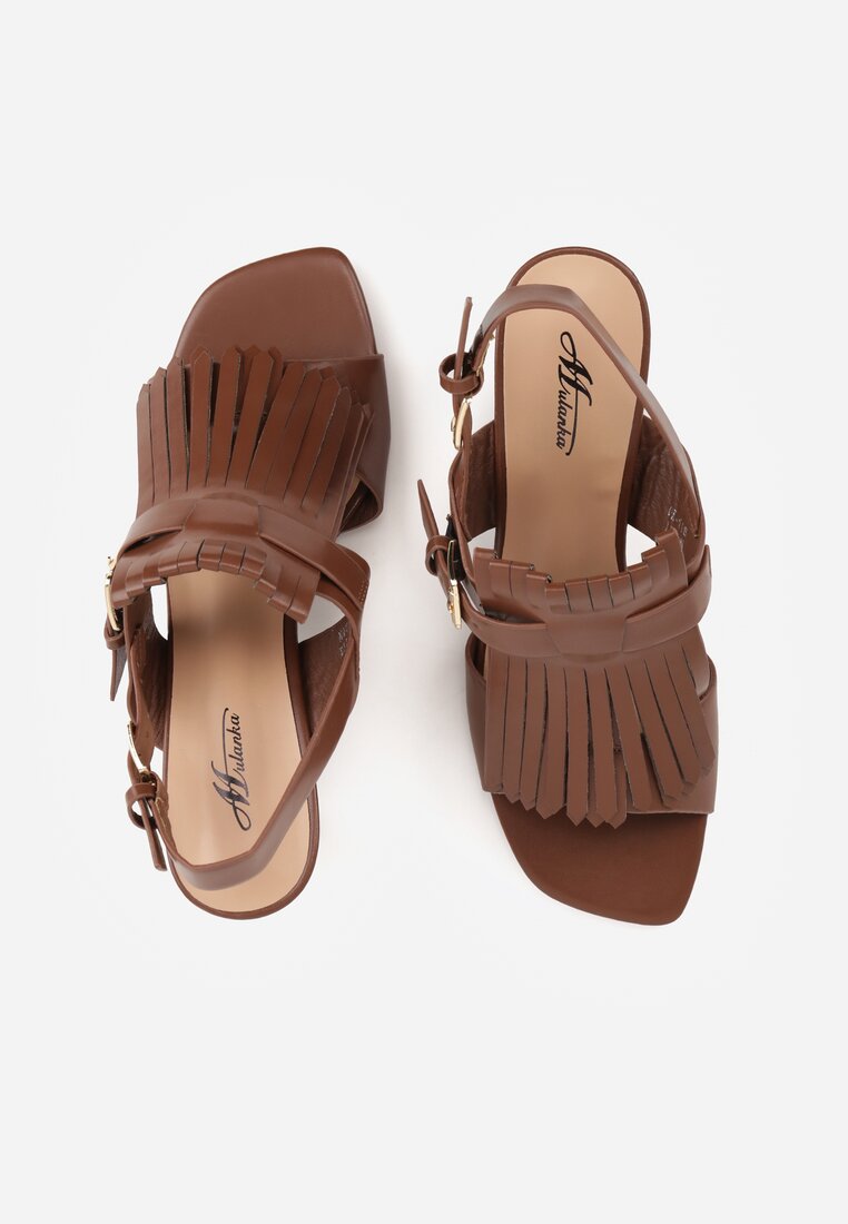Brązowe Sandały na Słupku z Frędzlami z Przodu Cahriana