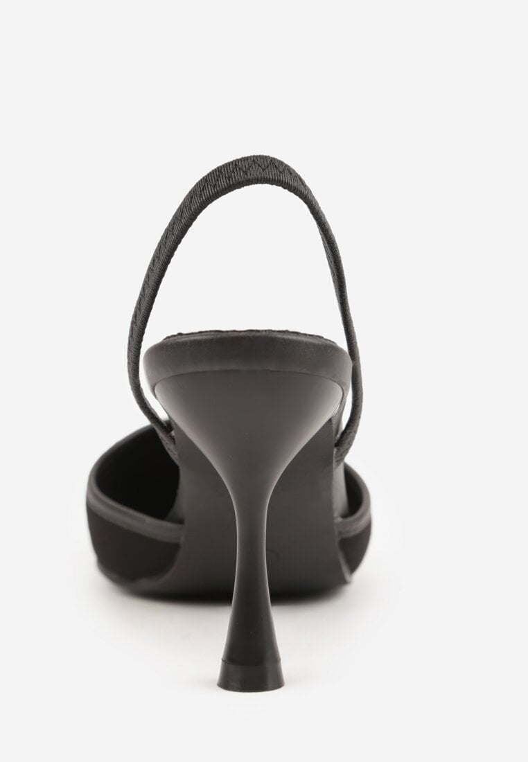 Czarne Sandały na Szpilce Ozdobione Haftowanym Wzorem i Koralikami Sametis