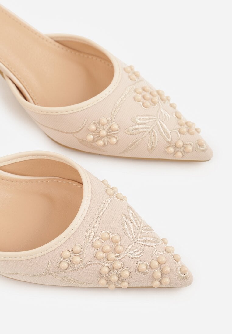 Beżowe Sandały na Szpilce Ozdobione Haftowanym Wzorem i Koralikami Sametis