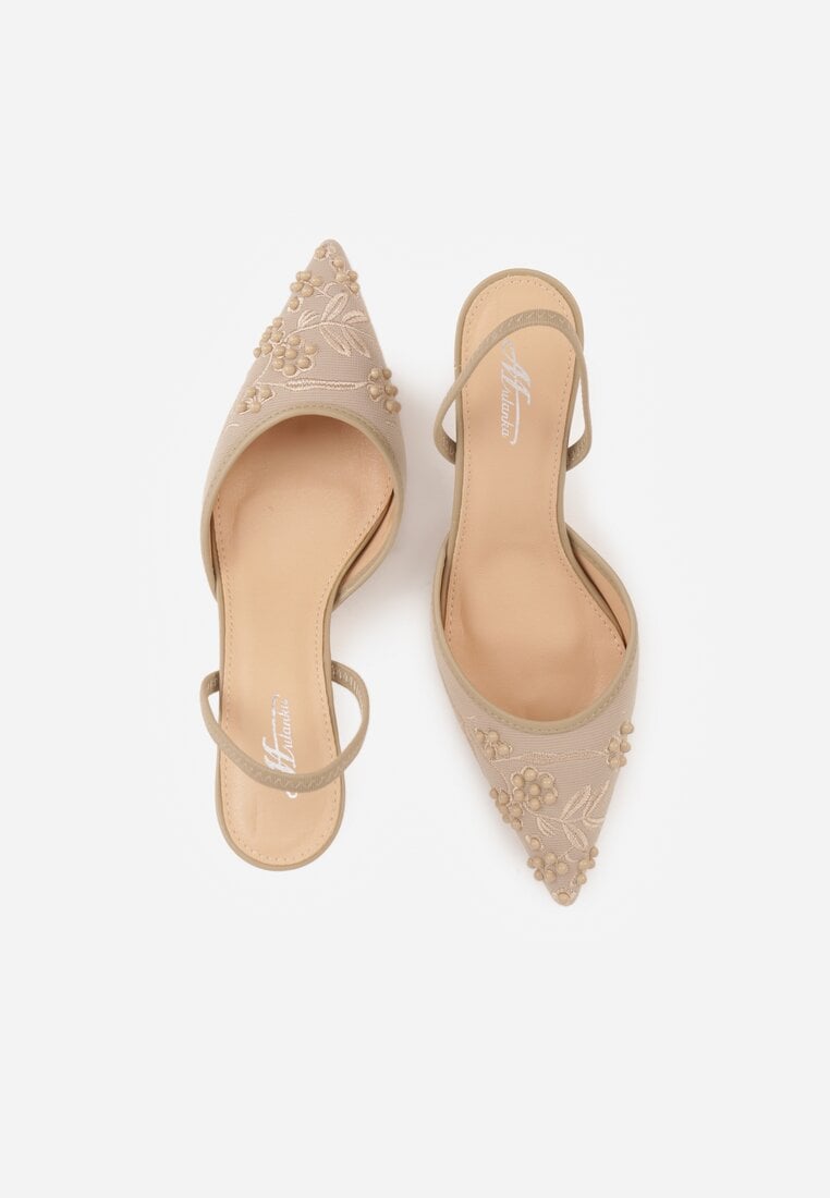 Ciemnobeżowe Sandały na Szpilce Ozdobione Haftowanym Wzorem i Koralikami Sametis