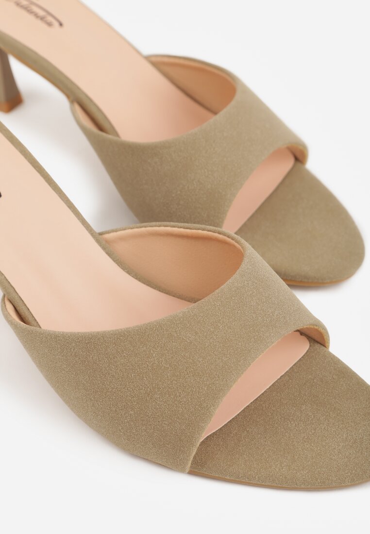 Ciemnobeżowe Klapki na Obcasie Kaczuszka z Odkrytym Noskiem Nadah