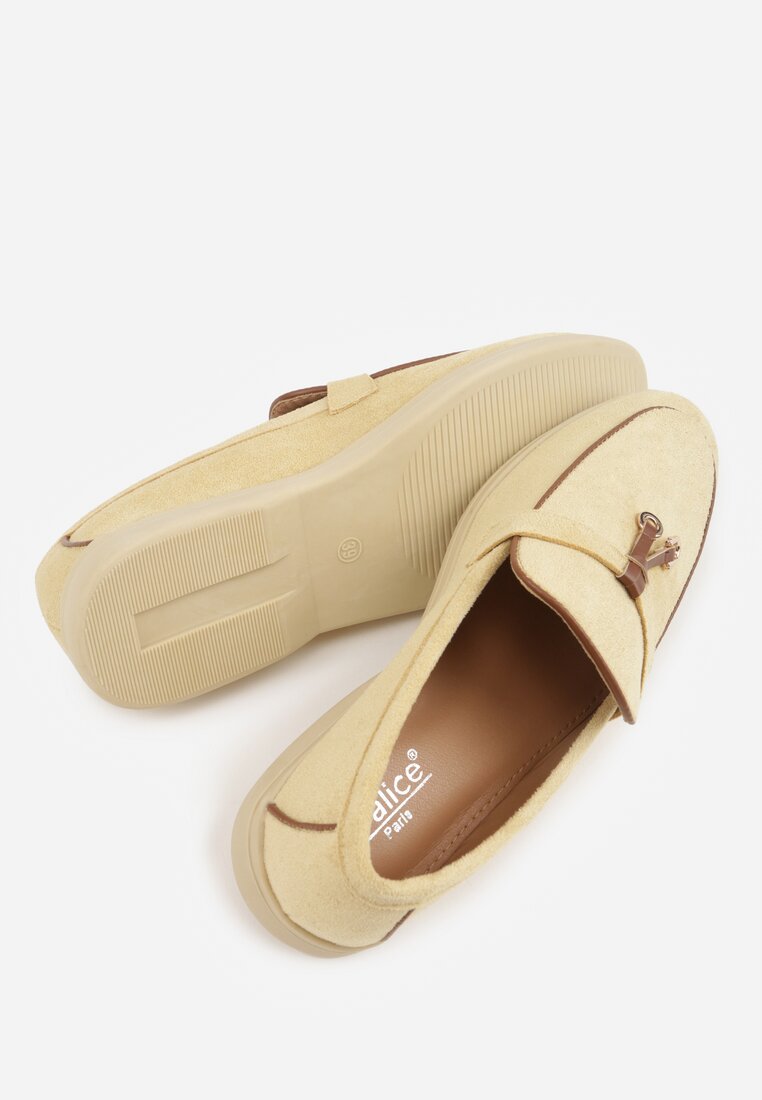 Żółte Mokasyny z Imitacji Zamszu z Zawieszką na Nosku Theophitos