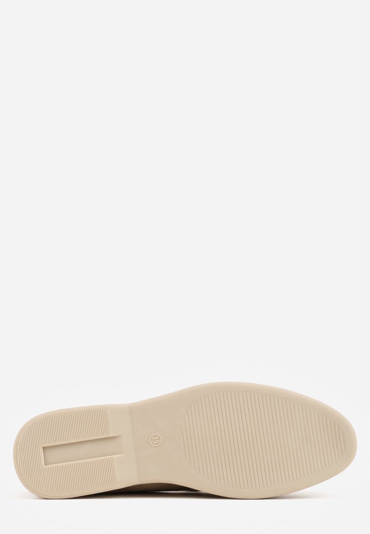 Jasnozielone Mokasyny z Imitacji Zamszu Zdobione Zawieszką i Przeszyciem Aezoris