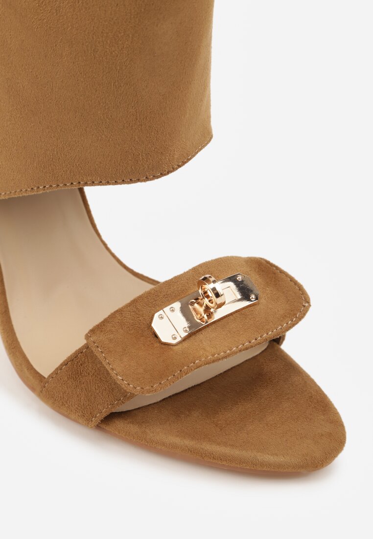 Ciemnobeżowe Sandały Typu Botki z Metalicznymi Klamrami Zaehlyss